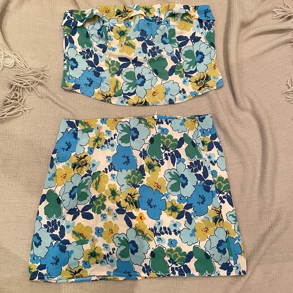 NWT Princess Polly Blue Floral Set